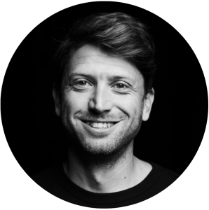 John Engholm, grundare av Qarlie